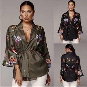 Kimono top with belt size S